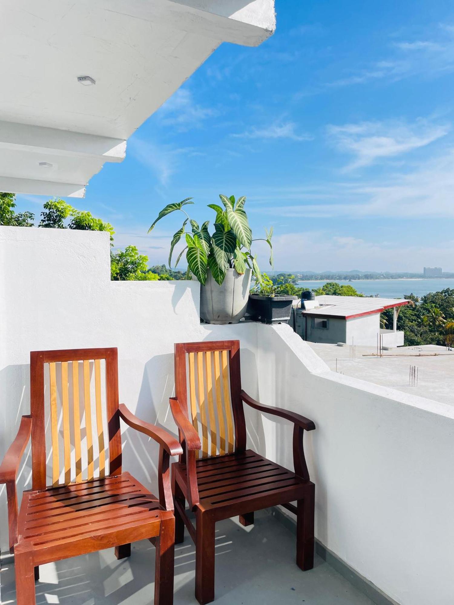Regal Heights Hotel Weligama Ngoại thất bức ảnh