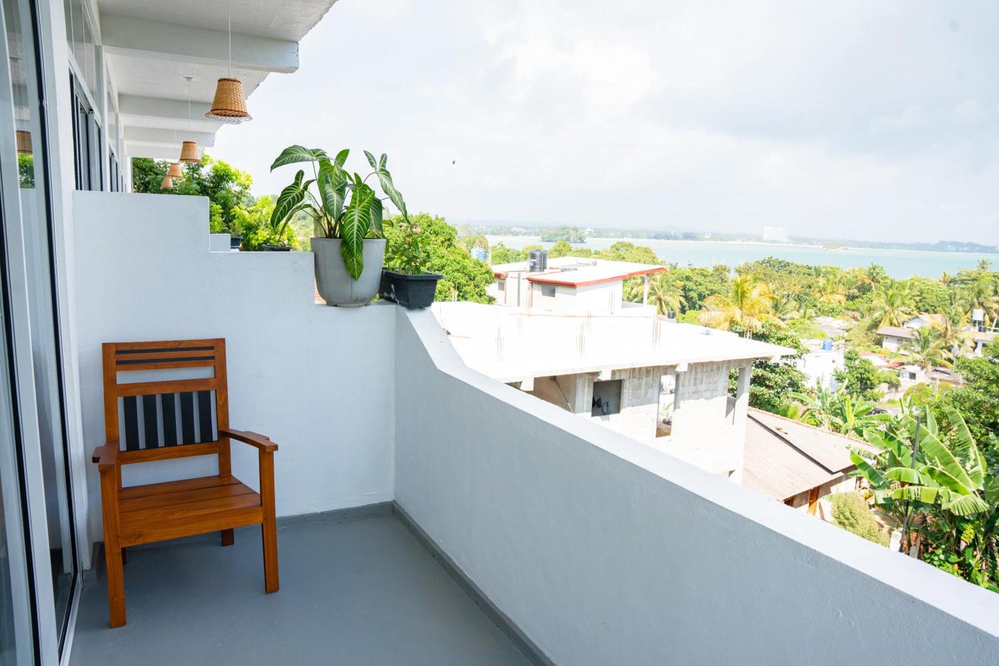Regal Heights Hotel Weligama Ngoại thất bức ảnh