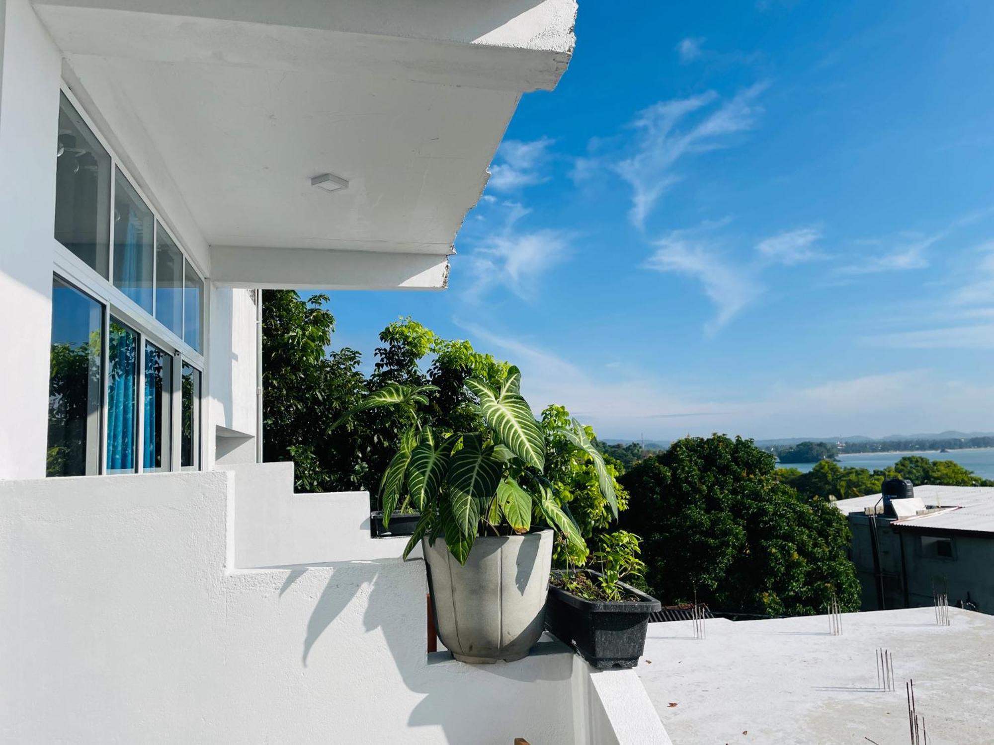 Regal Heights Hotel Weligama Ngoại thất bức ảnh
