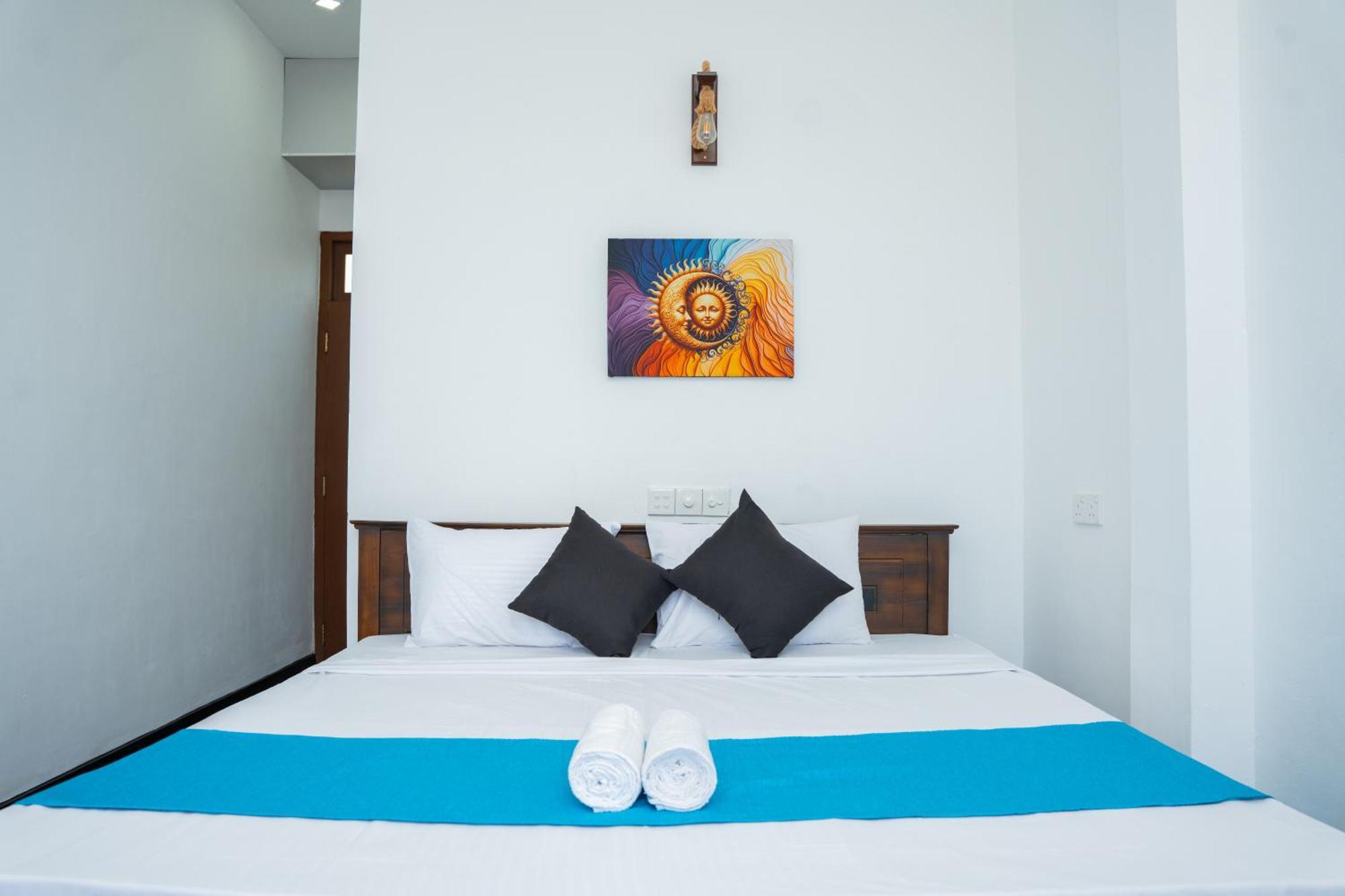 Regal Heights Hotel Weligama Ngoại thất bức ảnh